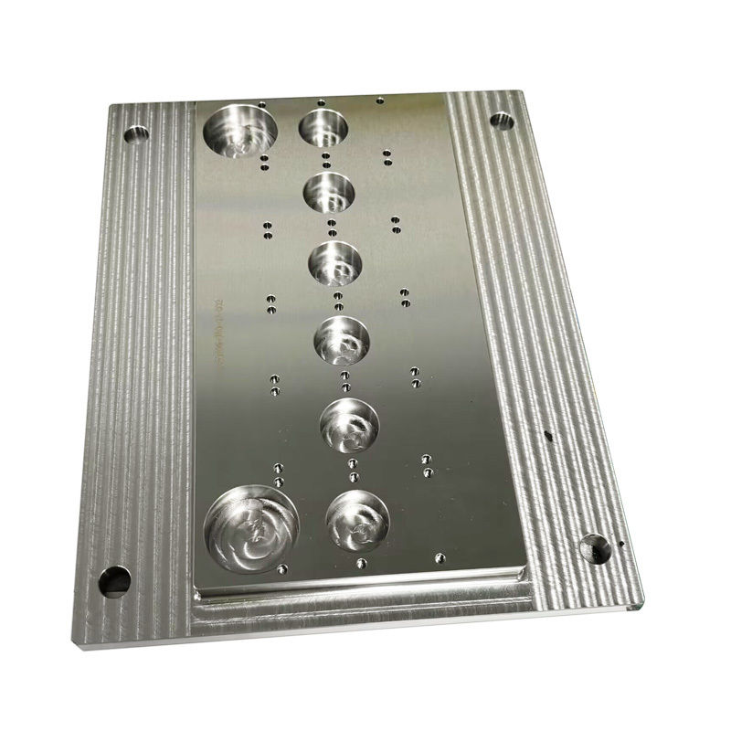 Custom aluminum machining includes machining CNC parts and applying various finishes